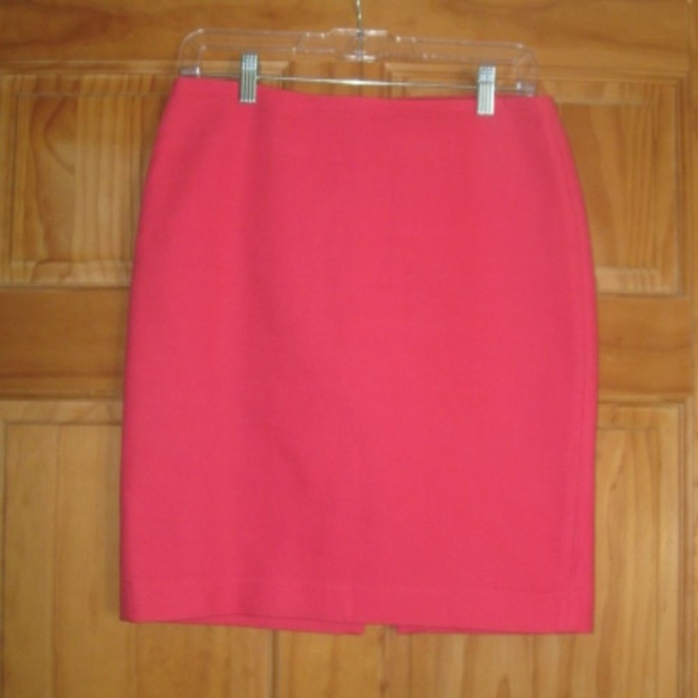 Talbots Petites Pink Skirt with Back Zipper